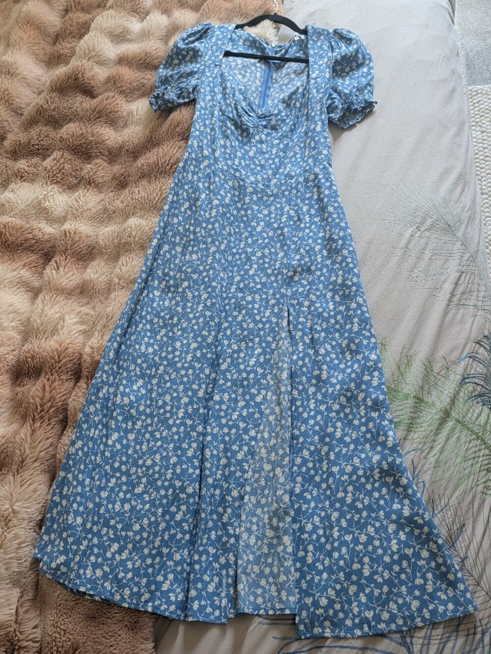 Reformation Lacey Dress in Marie Size 4 Like New! - Picture 2 of 5